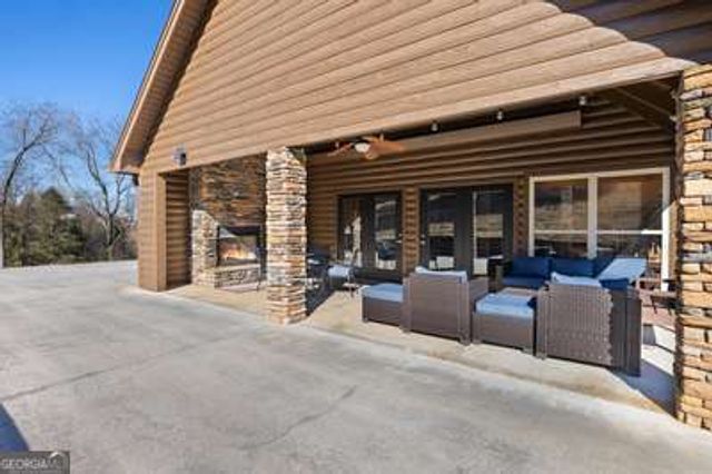 405 Lola Drive, Blairsville, GA 30512