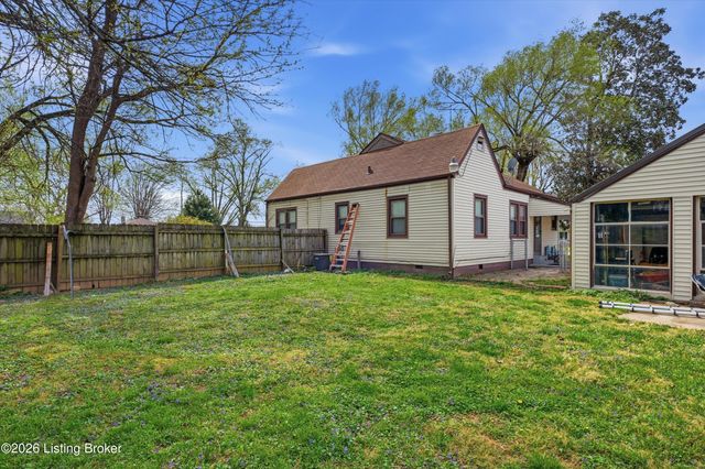 2907 Ralph Ave, Louisville, KY 40216