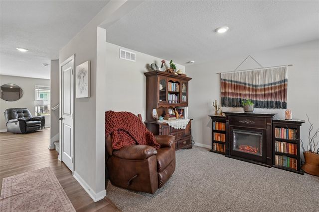4407 NE 15th Street, Ankeny, IA 50021