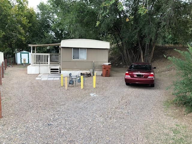 460-466 Richardson Drive, Bernalillo, NM 87004