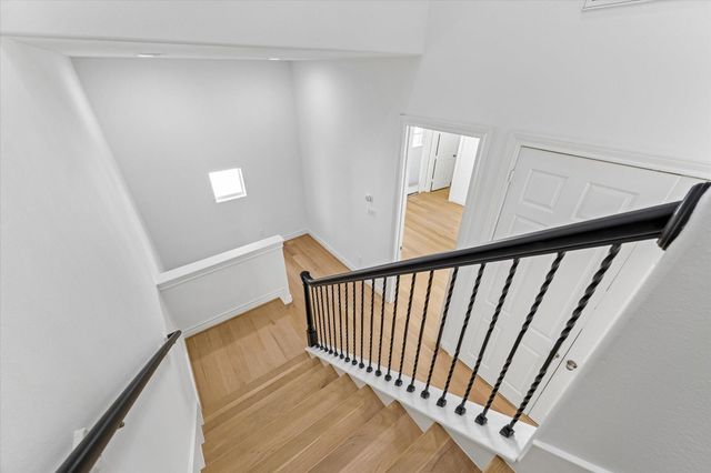 2813 Clinton Drive, Houston, TX 77020