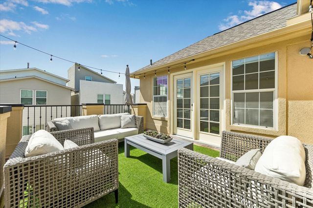 2813 Clinton Drive, Houston, TX 77020