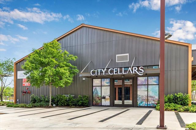 2813 Clinton Drive, Houston, TX 77020