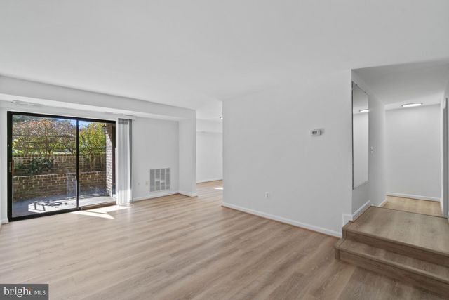 13 SILVERWOOD CIR #2, Annapolis, MD 21403