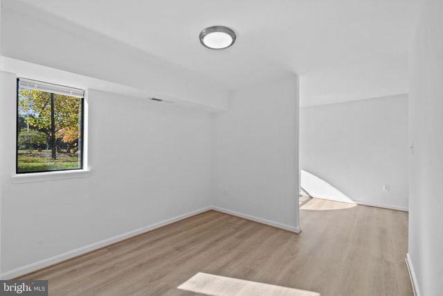 13 SILVERWOOD CIR #2, Annapolis, MD 21403