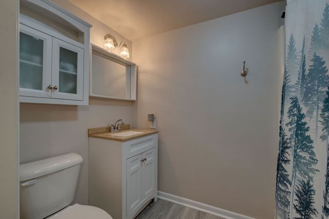 103 Cedarwood Ln, Madison, TN 37115