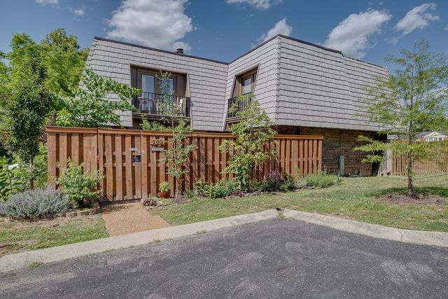 103 Cedarwood Ln, Madison, TN 37115