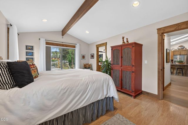 19563 Apache Road, Bend, OR 97702