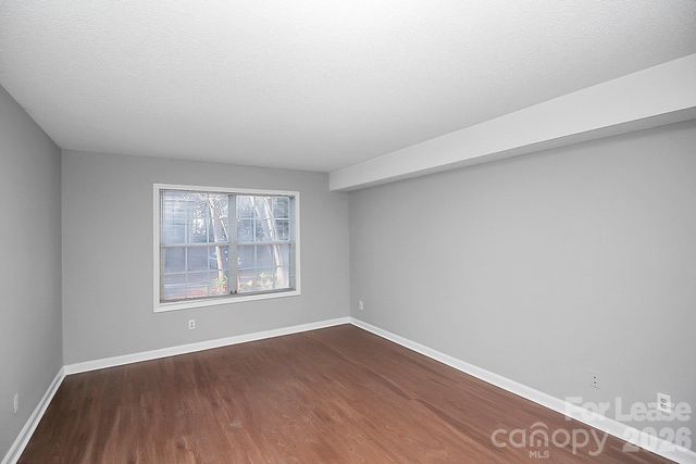 5823 Green Forest Drive, Charlotte, NC 28212