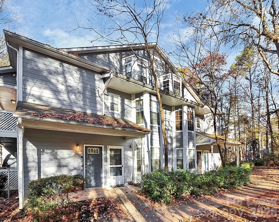 5823 Green Forest Drive, Charlotte, NC 28212