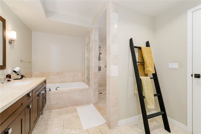 920 Granite Drive 412, Pasadena, CA 91101