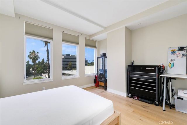 920 Granite Drive 412, Pasadena, CA 91101