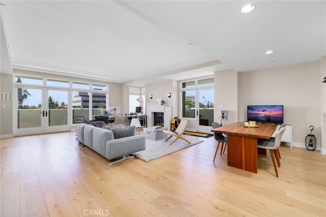 920 Granite Drive 412, Pasadena, CA 91101
