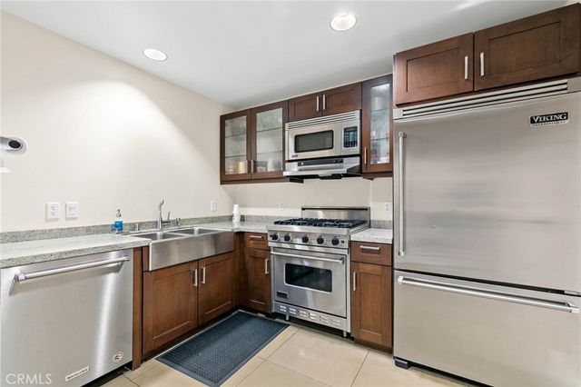 920 Granite Drive 412, Pasadena, CA 91101
