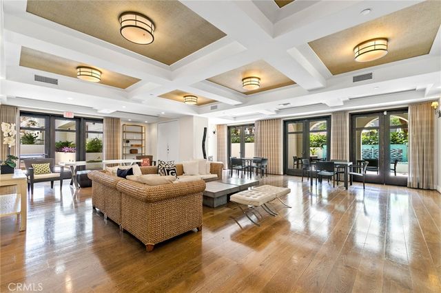 920 Granite Drive 412, Pasadena, CA 91101