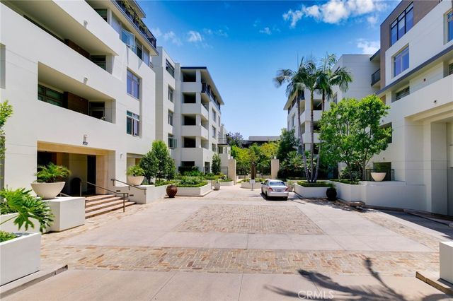920 Granite Drive 412, Pasadena, CA 91101