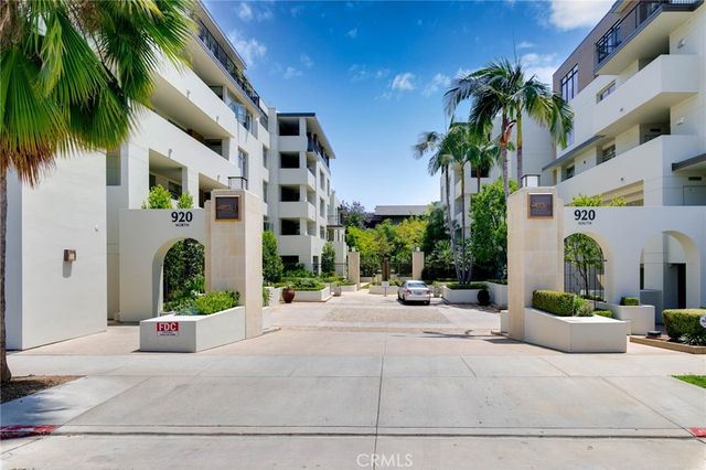 920 Granite Drive 412, Pasadena, CA 91101