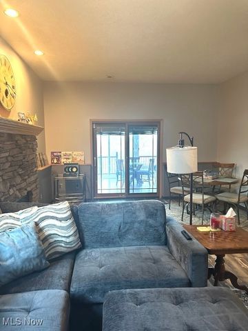 148 Pine Hollow Circle, Chardon, OH 44024