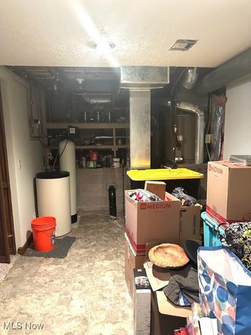 148 Pine Hollow Circle, Chardon, OH 44024