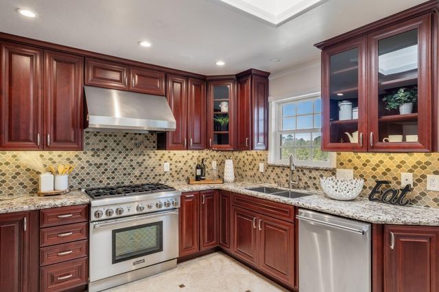 3900 Chilton Lane, San Bruno, CA 94066