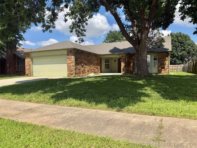 613 S Hemlock Avenue, Broken Arrow, OK 74012