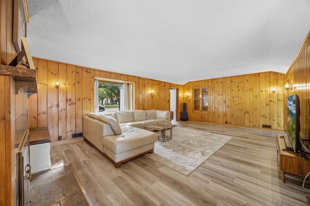 621 2nd Street S, Cold Spring, MN 56320