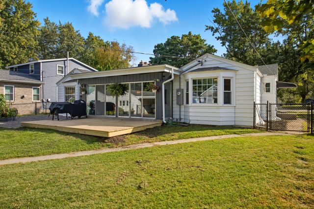 621 2nd Street S, Cold Spring, MN 56320