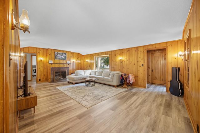 621 2nd Street S, Cold Spring, MN 56320