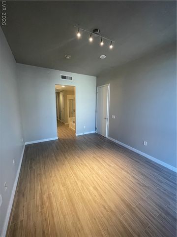 353 East Bonneville Avenue 405, Las Vegas, NV 89101