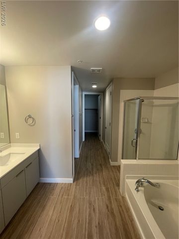 353 East Bonneville Avenue 405, Las Vegas, NV 89101