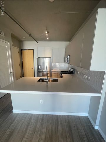 353 East Bonneville Avenue 405, Las Vegas, NV 89101