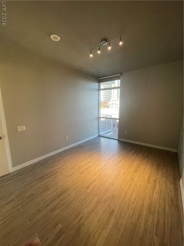 353 East Bonneville Avenue 405, Las Vegas, NV 89101