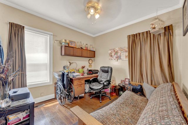 7800 S Aberdeen Street, Chicago, IL 60620