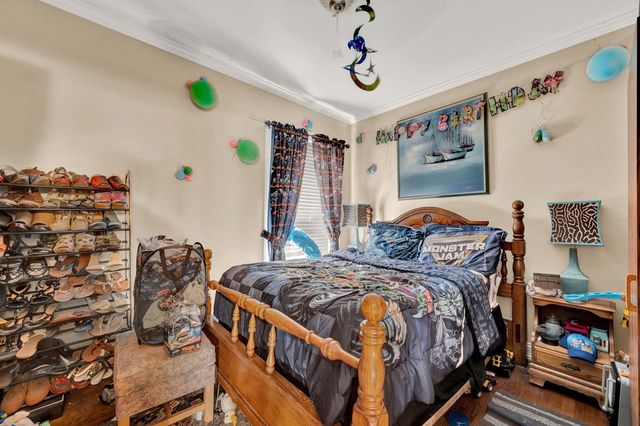 7800 S Aberdeen Street, Chicago, IL 60620