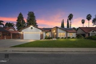 9500 Huntsman Oak Court, Bakersfield, CA 93311