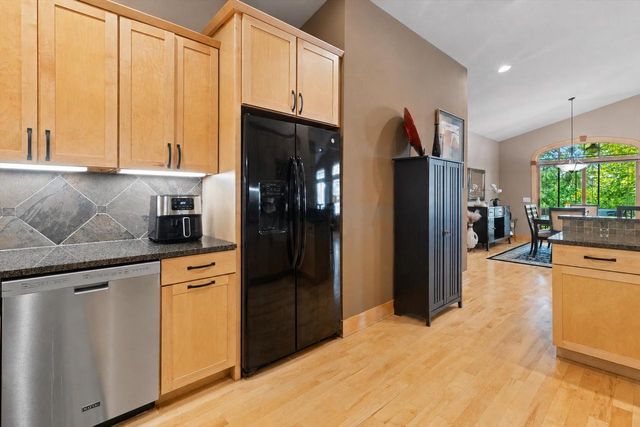 625 Nightingale Lane, Cottage Grove, WI 53527