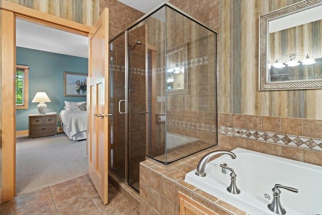 625 Nightingale Lane, Cottage Grove, WI 53527