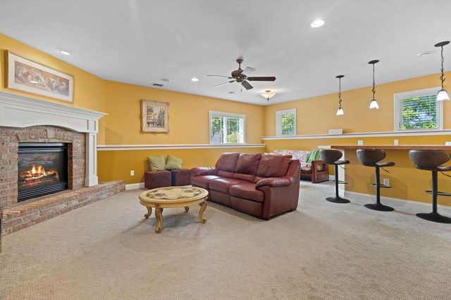 625 Nightingale Lane, Cottage Grove, WI 53527