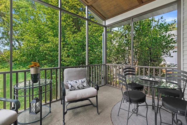 625 Nightingale Lane, Cottage Grove, WI 53527