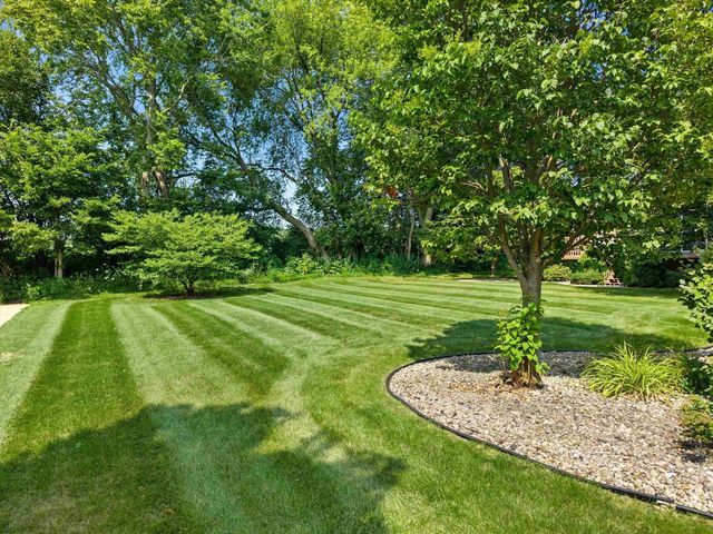 625 Nightingale Lane, Cottage Grove, WI 53527