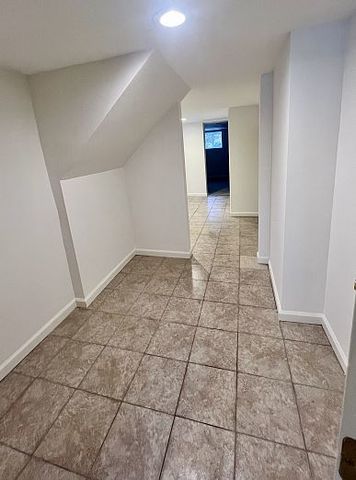 1511 Greenleaf Street 1, Evanston, IL 60201