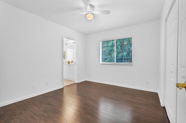 1427 NW 34th Way, Lauderhill, FL 33311