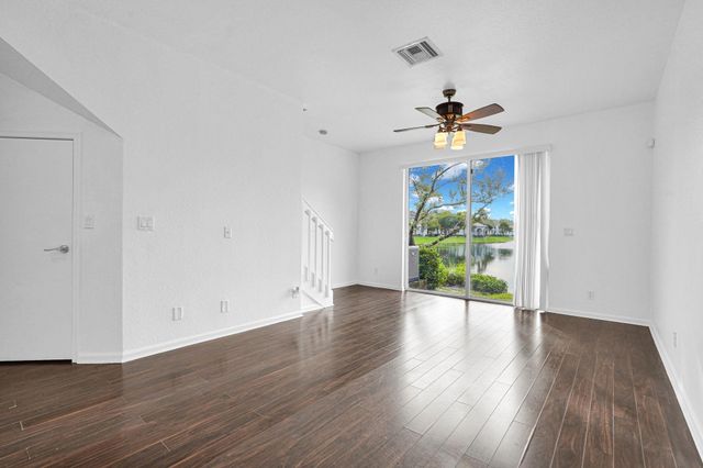 1427 NW 34th Way, Lauderhill, FL 33311