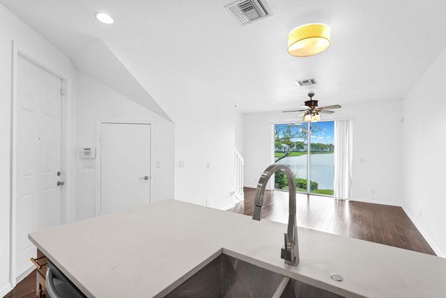 1427 NW 34th Way, Lauderhill, FL 33311