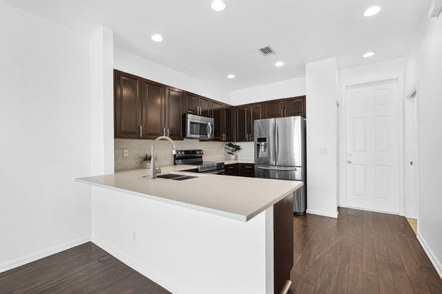 1427 NW 34th Way, Lauderhill, FL 33311