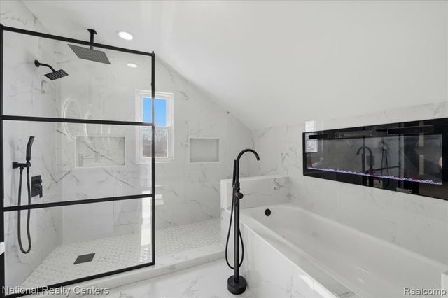 18403 Stoepel Street, Detroit, MI 48221