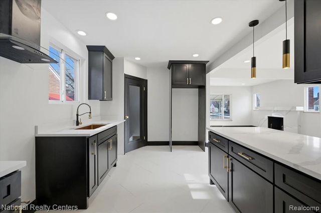 18403 Stoepel Street, Detroit, MI 48221