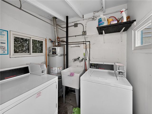 207 209 Baltimore Avenue, Huntington Beach, CA 92648