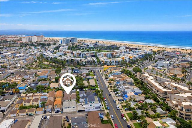 207 209 Baltimore Avenue, Huntington Beach, CA 92648