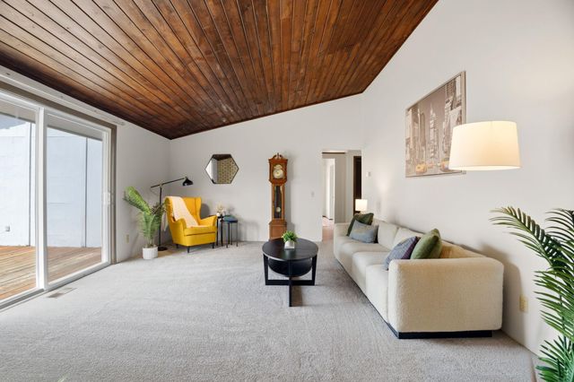 1286 Castle Court, Golden Valley, MN 55427